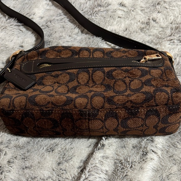 Coach Brown Chenille Shoulder Bag - Picture 3 of 3